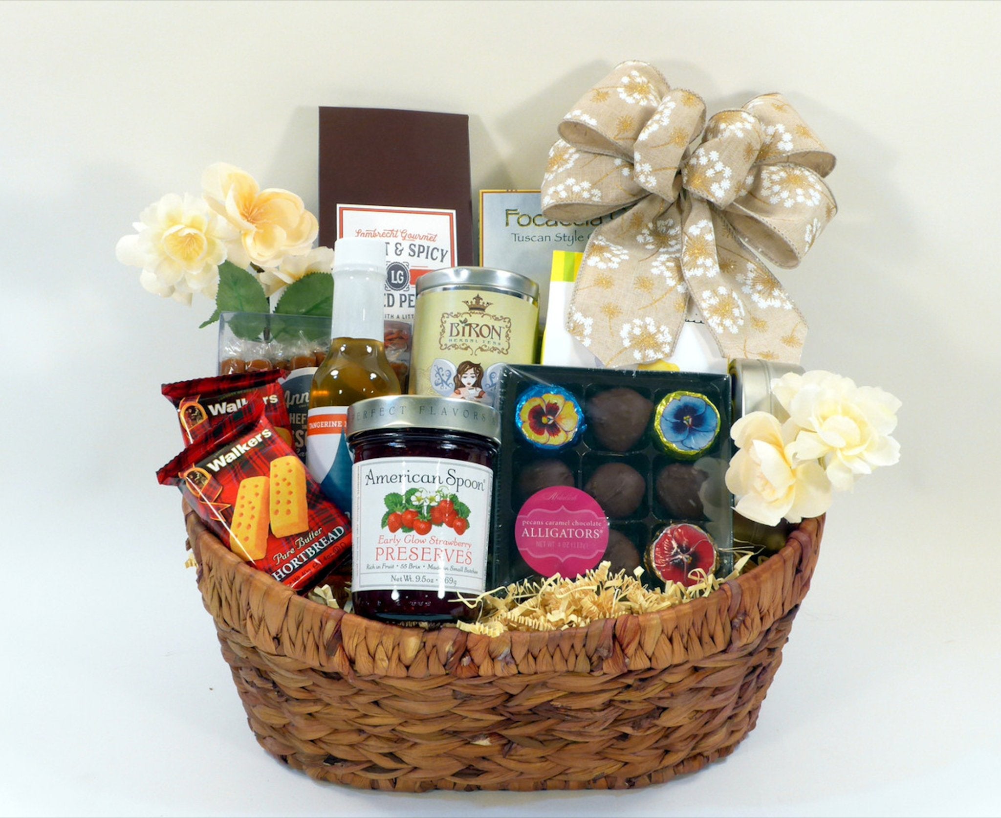 Gourmet Snack Basket - NYC Bouquet Delivery